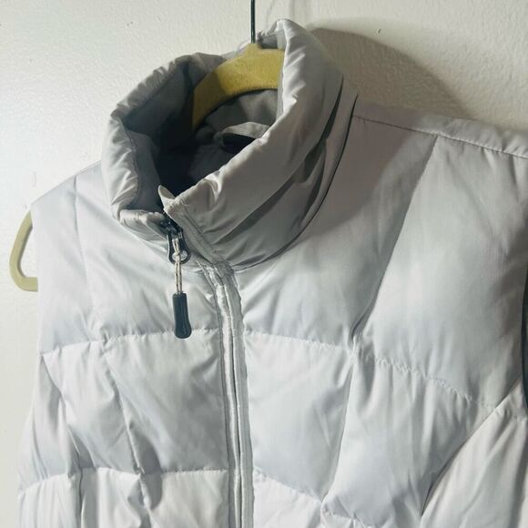 Eddie Bauer White Puffer Down Vest Sz Small - Picture 3 of 12